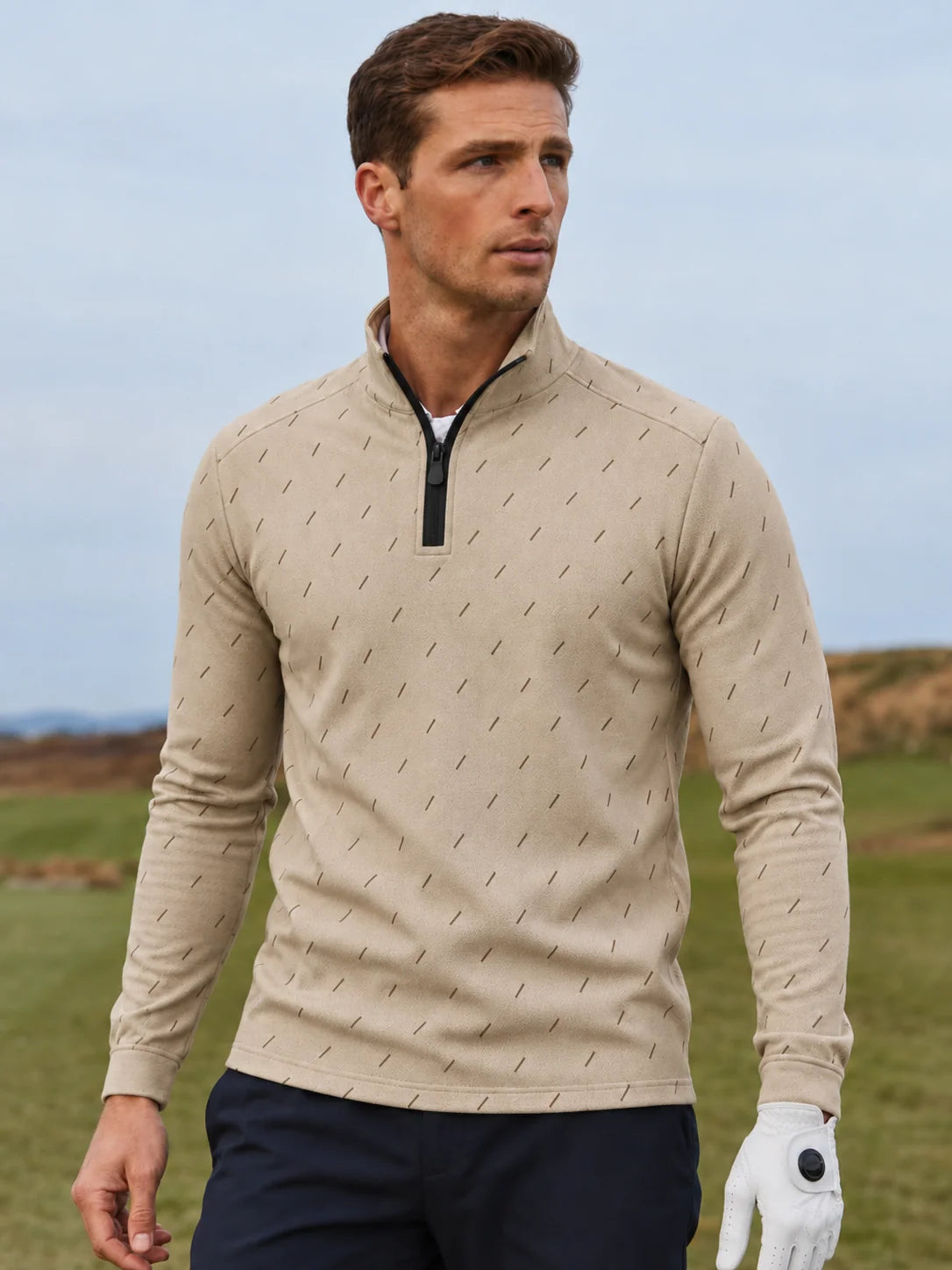 Performance-Golfpullover in Elfenbeinbeige mit feinem Strichmuster und Viertelreißverschluss