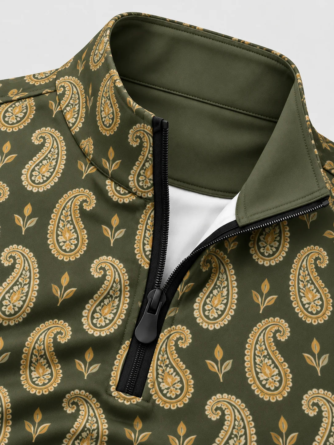 Performance-Pullover in Olivgrün und Gold mit Paisley-Muster und kurzem Reißverschluss
