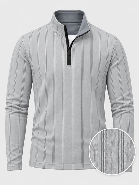 Silbergrauer Golfpullover mit feinem Nadelstreifenmuster, Funktionsmaterial und Viertelreißverschluss